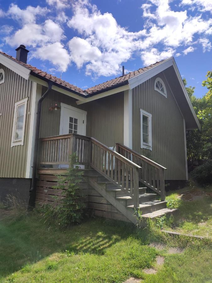 Villa I Norrtaelje Zewnętrze zdjęcie